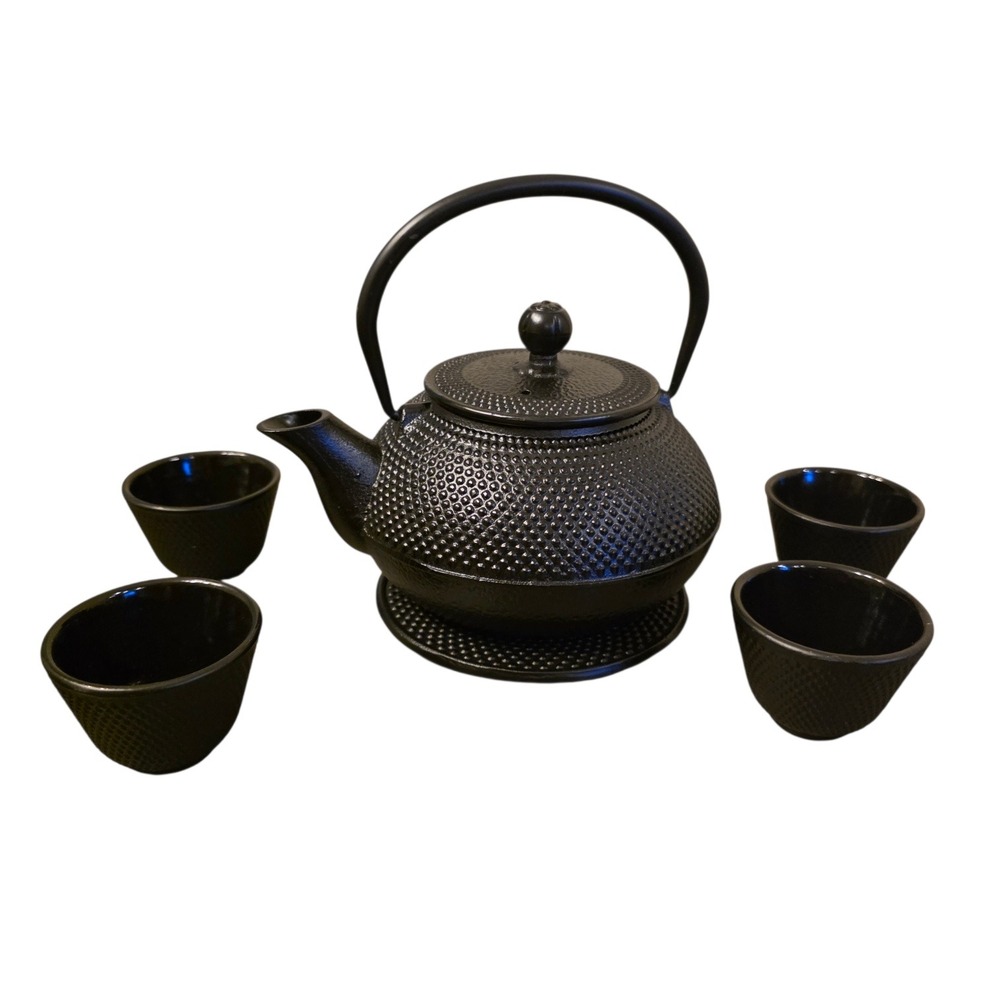 Kitchtic‎ Cast Iron Japanese Tea Set Black Hobnail Teapot 4 Cups Trivet Infuser